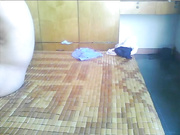 极品白嫩大奶妞女上位操起来高潮了