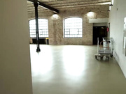 娇小精液饥饿的俄罗斯莉莉雷喜欢鸡巴暴插