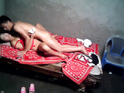 出租屋之年轻的小妹说要不要套子