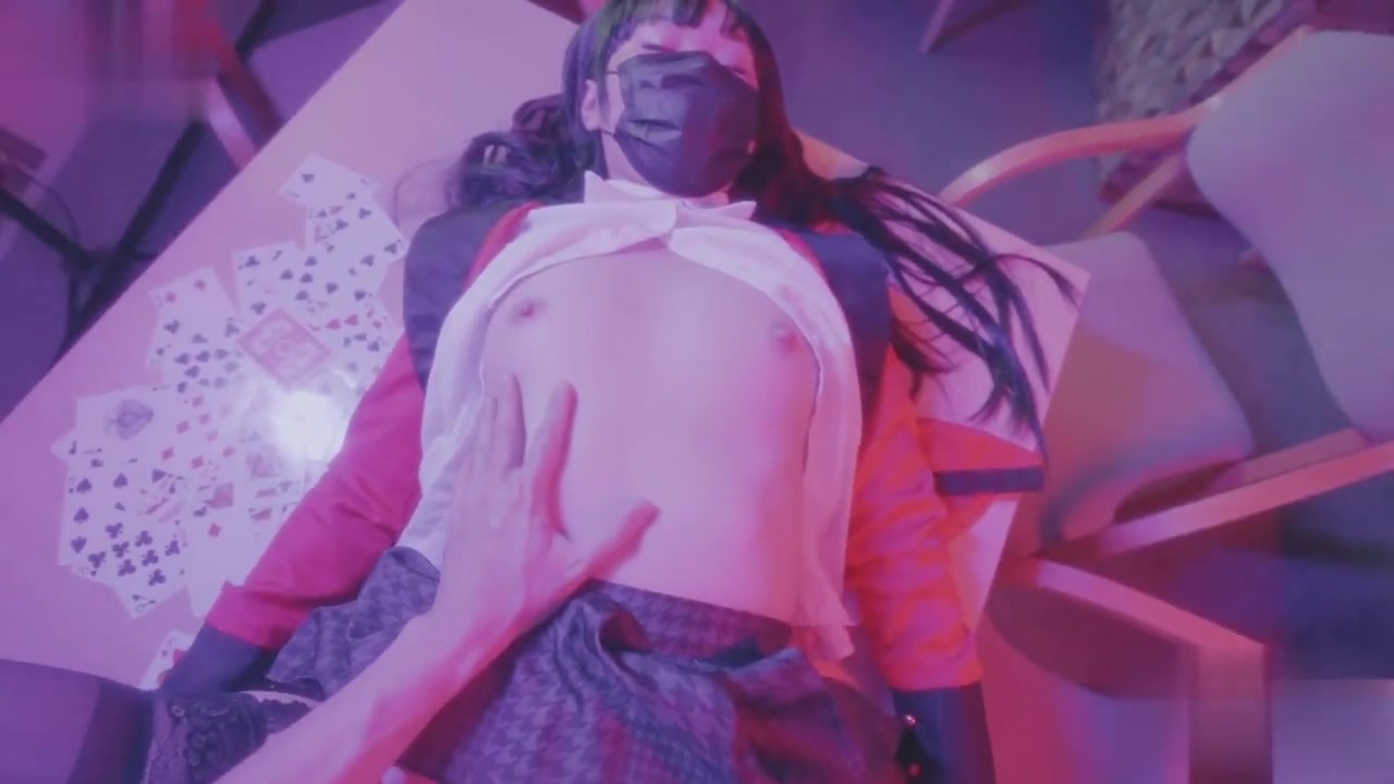 蛇喰梦子又输了，这次没穿内裤直接无套直插入背后位狗干