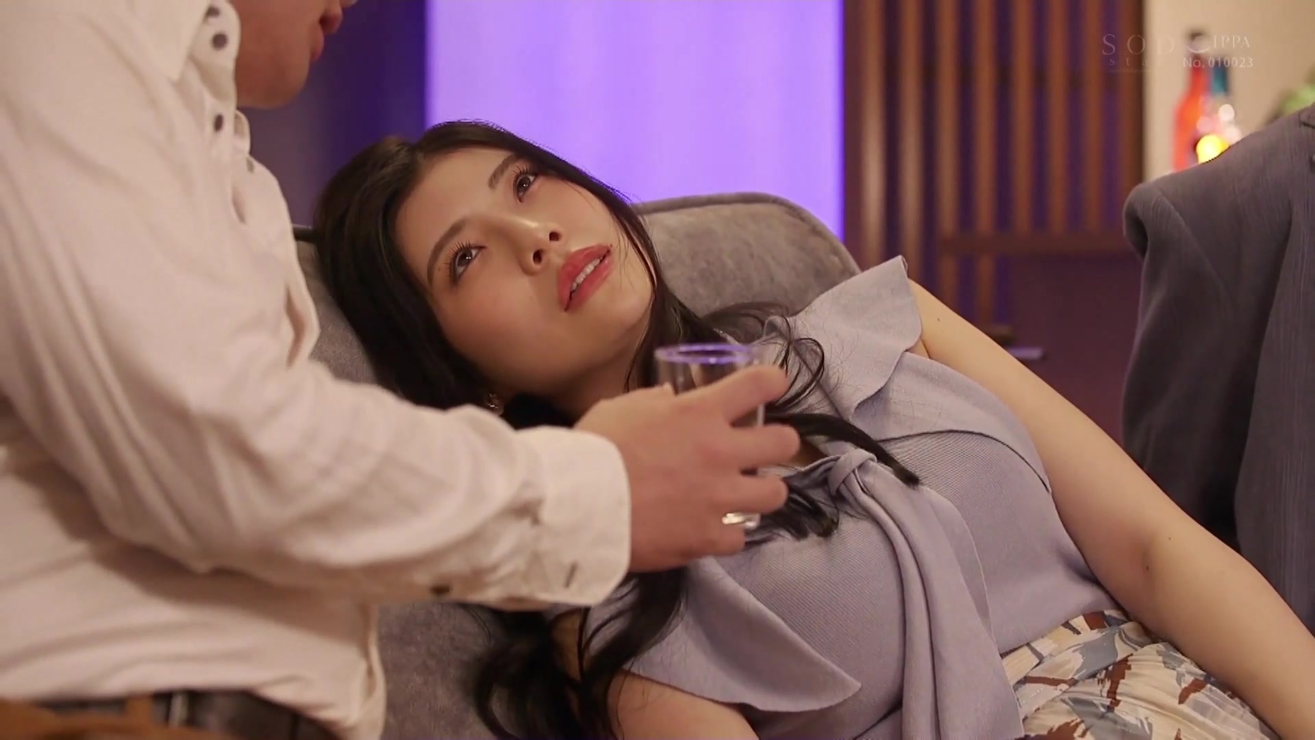 [START-046] 新妻成为高级公寓有钱男人的目标，被下媚药成为性玩具 神木麗【破解】 - 1of5