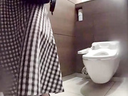 某站最新流出某寫字樓公共女廁偷拍各式美女白領如廁噓噓 貌似金色涼鞋妹子下面毛毛濃密很性感 720P高清原版