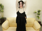 [PYM-495] 人生初の超恥ずかしすぎる全裸まんぐり体験 おま○こ丸出し！アナルも丸見え！電マ鬼イカセ - 4of5