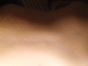 猥瑣大叔單身宿舍約炮極品身材的美女健身教練 掰開雙腿猛烈抽插幹得高潮不斷 呻吟銷魂 高清完整版