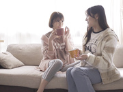 [ADHN-001] 私たち、女の子も好き。はずき＆レイラ - 1of5