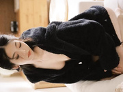 反差婊大学母狗冯雨微被多场合调教爆操，压在身下暴力骑操的视觉冲击太带劲了