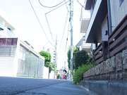 SNOS-078 新妻は卑猥トレーナーに特効媚薬を盛られ全身クリトリス化！ - 1of5