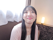 BEAF-206 グッズやイベントでお金のかかる推しのためにパパ活も厭わないガチ勢ww  あおい藍 - 1of5