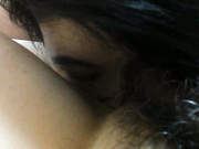 現在少婦真會玩騷穴被雞巴肏着還要往屁眼插火腿腸女上位超主動的賤貨～02