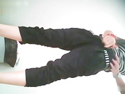 医院女厕伪装偷拍美女的逼逼让你看个够表情逼真