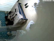 精品宾馆偷拍性感漂亮的长裙高跟美女白领性欲难耐进屋就拿男友鸡鸡舔,内射一次后又坐在鸡巴上摇射一次!