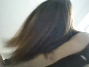 周末路边按摩店找的烈焰红唇小美女真够奇芭的怕安全套有味道居然用保鲜袋套着鸡巴吹