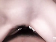 海南仔内射超白皙90后嫩妹膝盖就跪红了，女人膝盖红就是被干的太爽了