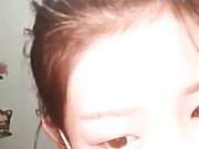 宅男女神么么哒不知道被哪个鸡巴把肚子搞大了，挺着个大肚子和狼友互动