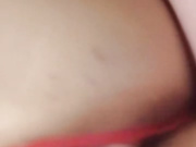 黑丝情趣露脸妍馨的内内，干净的逼逼大白屁股，道具抽插把自己搞喷了，手指奸屁眼，浪叫声让你撸续集