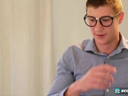 诱惑大鸡巴少年做爱的美熟女