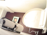 美女如云的餐厅高级坐厕偷拍第29季名牌包包美女人美逼嫩