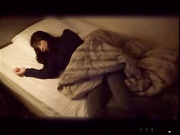 真实女神级别清纯大美女喝多了被下药视频流出 穿着牛仔裤身材杠杆的居然还是爆乳 玫红色内衣裤太诱人