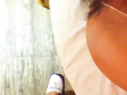 高颜值性感良家气质美少妇体验刺激同时约5男一起酒店调教她啪啪,每次只能3个人一起干她,其他排队轮流干.国语!