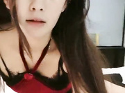 高颜值萌妹子【大学生喜欢吗】和炮友互玩，脱内裤翘大屁股口交摩擦逼逼，很是诱惑喜欢不要错过