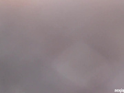 猥琐男户外偸拍休息中的短裙妹子被发现后故意露内内勾引他过来扒开内裤露出私处亮出奶子给他口爆