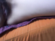 两个猥琐男套路服装店漂亮老板娘 被灌得烂醉如泥呼呼大睡带回住所 俩人为所欲为