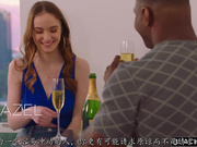 中文字幕 女神是个容易冲动的尤物看到男友的朋友是个猛男马上就春情荡漾，颜值身材心动叫上就狠插