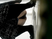 棍哥办公楼WC雅拍女白领-初露锋芒118正拍黑裤袜