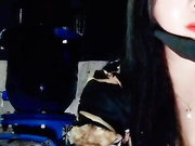 深夜户外勾搭路人衣服都没脱就开干揉奶后入