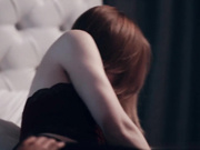 气质极品身材人妖和小鲜肉床上翻滚亲密深喉玩屁眼