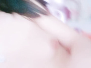 18小美女年龄不大挺会玩假屌按摩器道具齐全