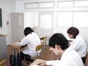 [GVH-465] 露出輪●ぶっかけ願望に憑りつかれた女 東條なつ - 1of5