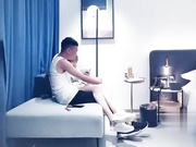 全国探花性感苗条包臀裙妹子骑在身上调情扣逼